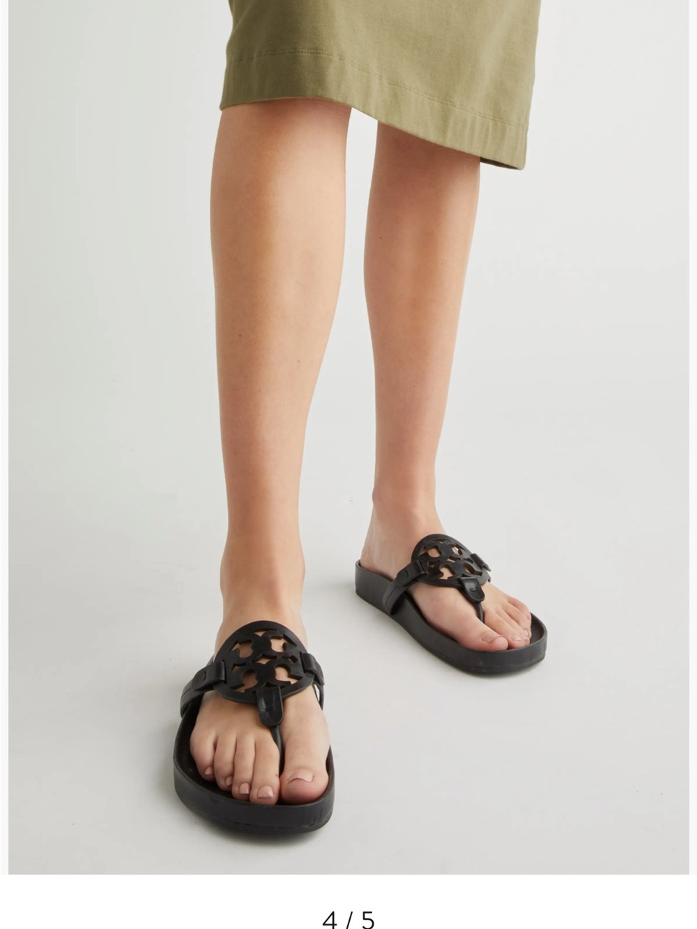 Tory Burch Black Logo Leather Thong Sandals - Picture 2 of 7
